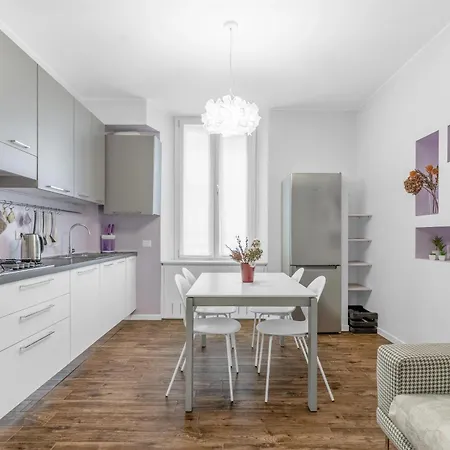 Apartment Corsica Comfort Suites-10 Min To Linate Airport Milan