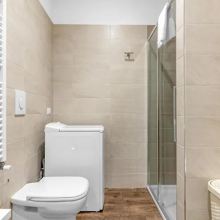 Corsica Comfort Suites-10 Min To Linate Airport Apartment